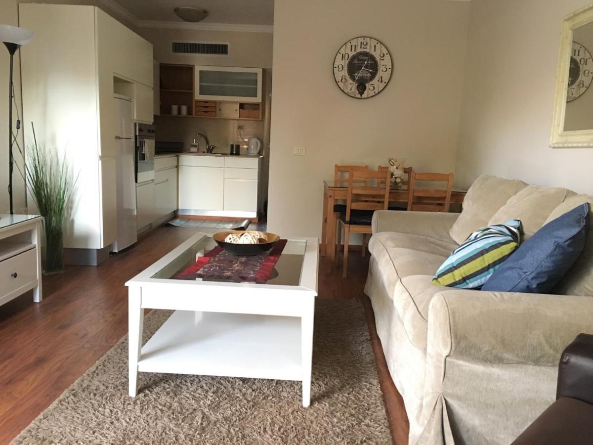 Last Minute Herzliya Bagian luar foto